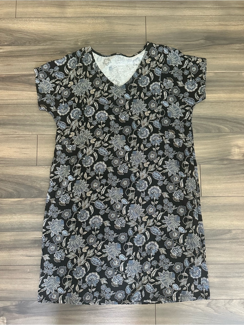 J. Jill Black Organic Cotton V Neck T Shirt Dress with Pockets